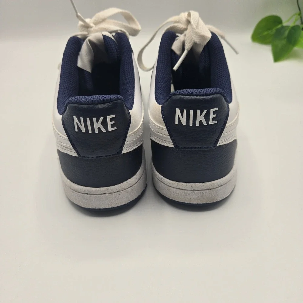 Nike model hm9862